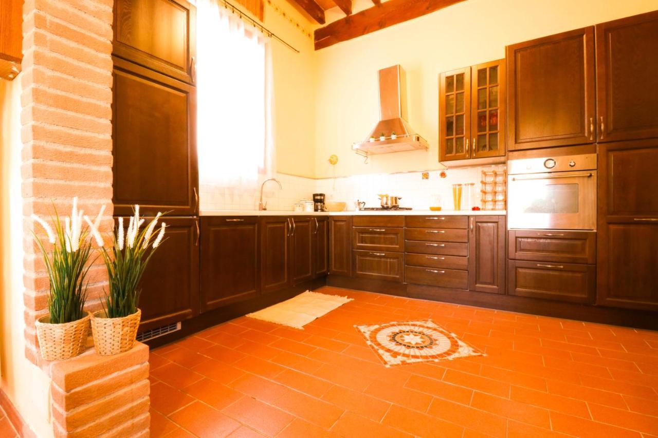 Casale Val D' Orcia- Relax E Lusso In Piscina Villa Torrita di Siena Kültér fotó