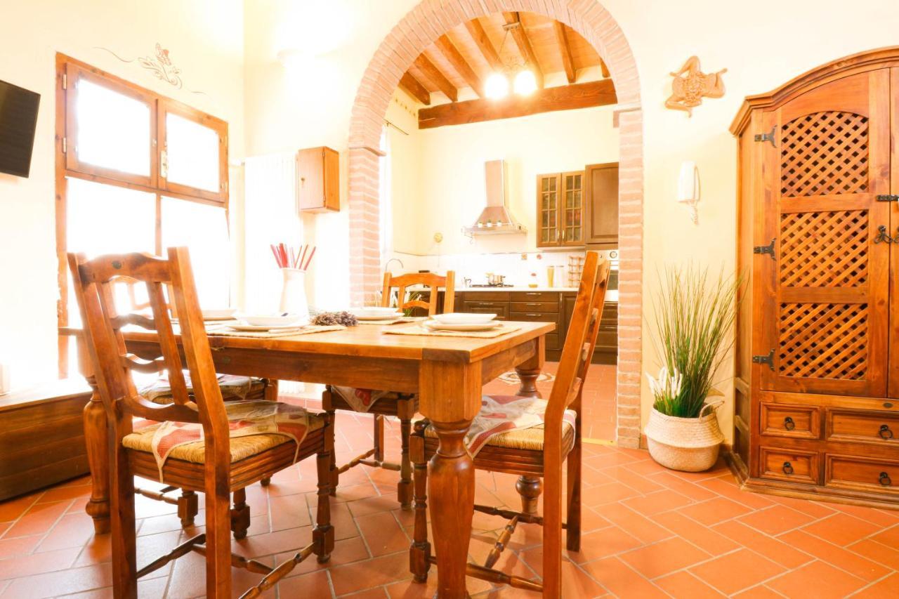 Casale Val D' Orcia- Relax E Lusso In Piscina Villa Torrita di Siena Kültér fotó